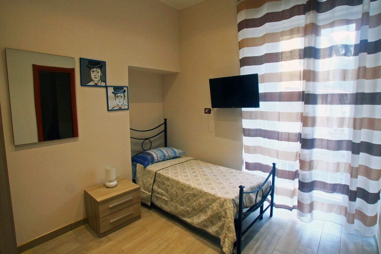 Casa Fedora Bed & Breakfast เนเปิลส์ ภายนอก รูปภาพ